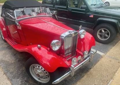 Mg-Td-1951-Red-Black