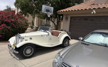 Mg-Td-1952-White-Tan