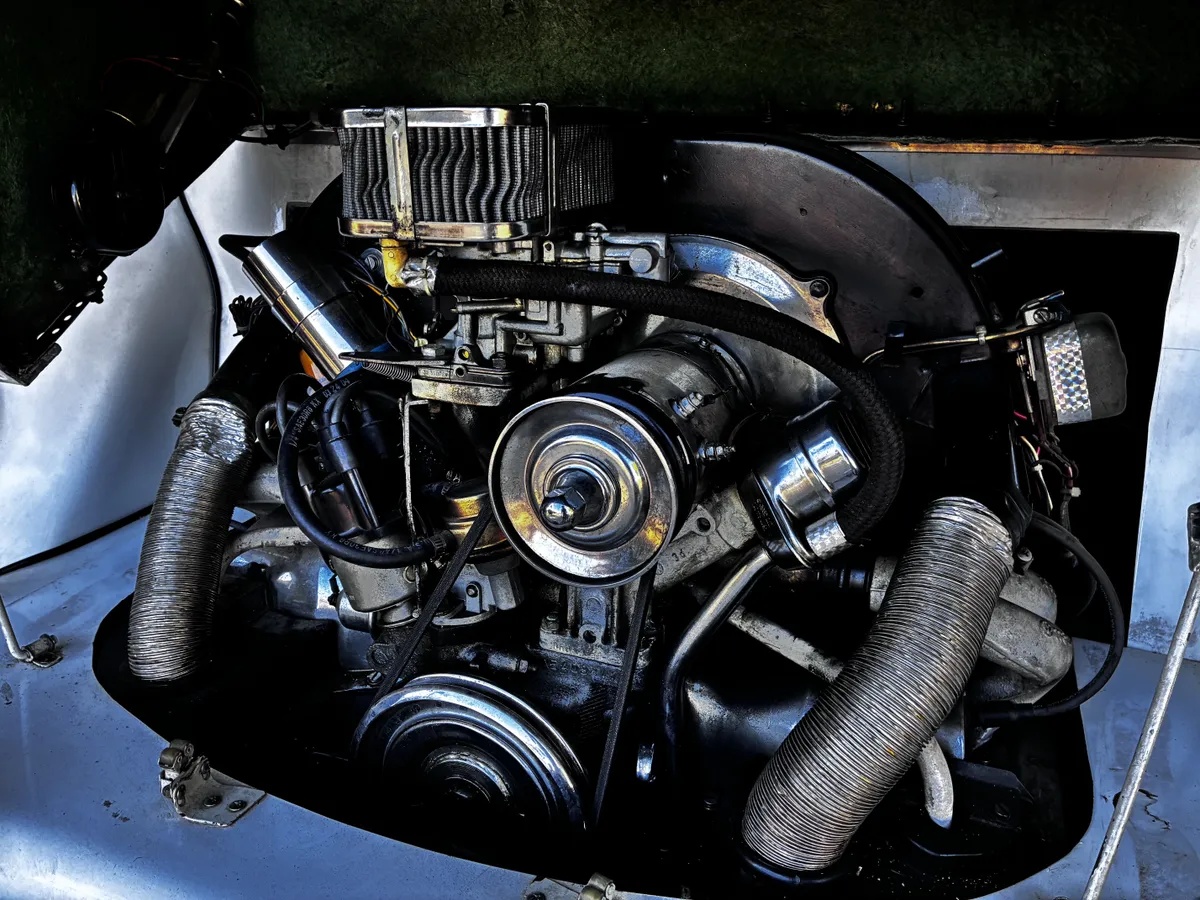 Mg-Td-1952-White-Tan-5