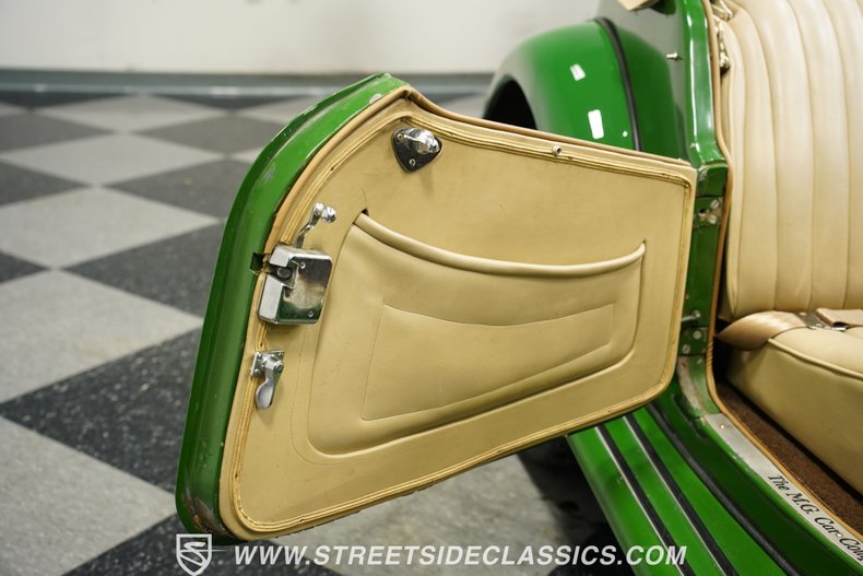 Mg-Td-1953-Woodland-Green-Tan-31