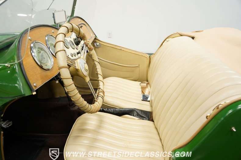 Mg-Td-1953-Woodland-Green-Tan-32