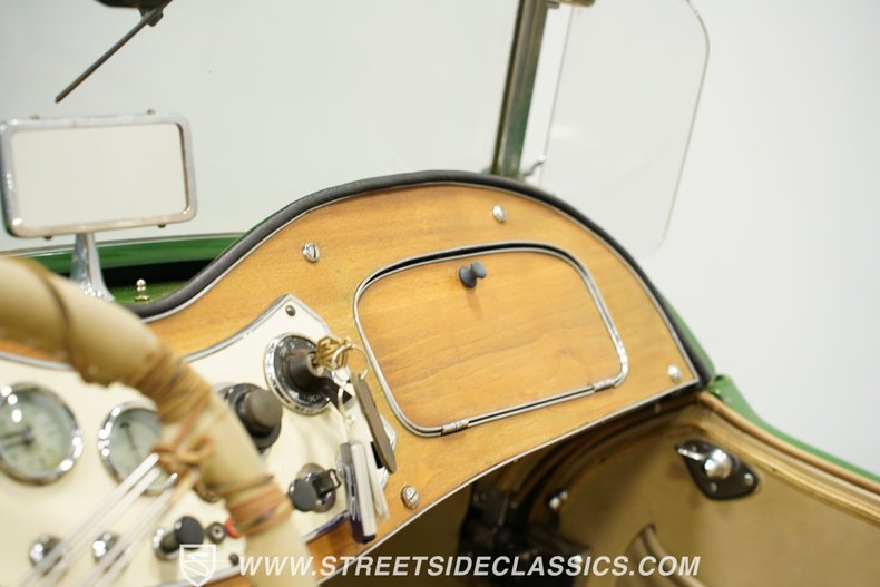 Mg-Td-1953-Woodland-Green-Tan-39
