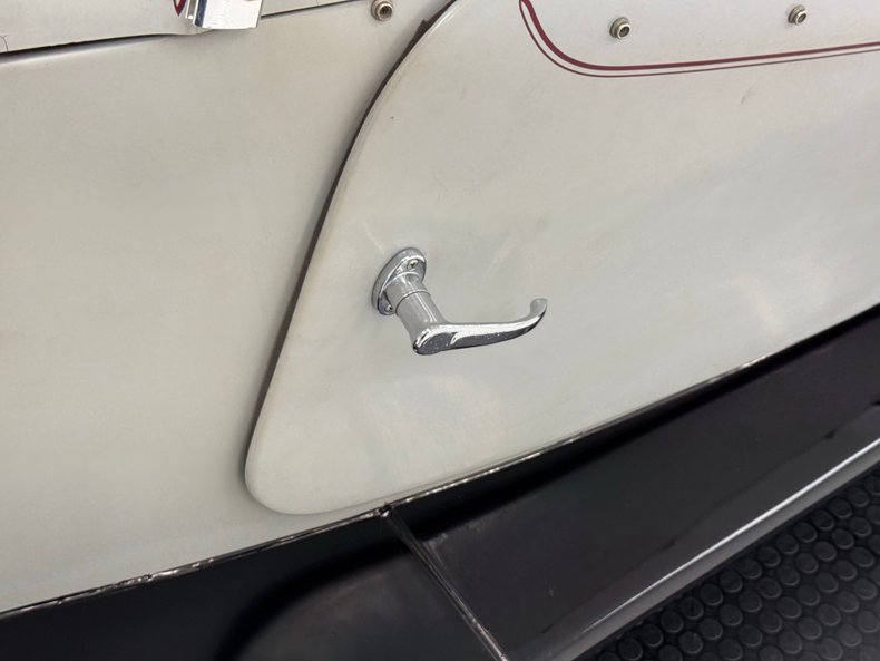 Mg-Td-1981-Gray-Oxblood-18