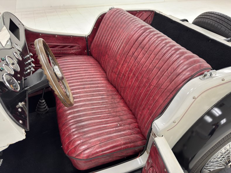 Mg-Td-1981-Gray-Oxblood-30