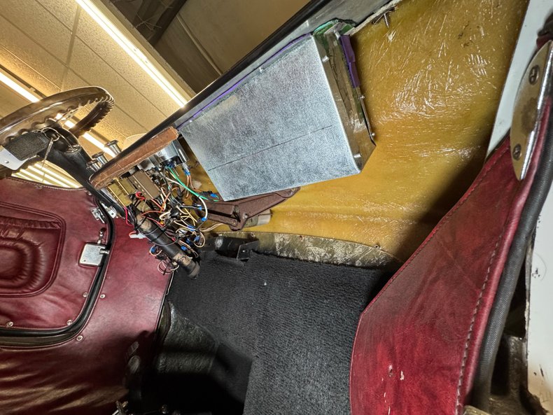 Mg-Td-1981-Gray-Oxblood-42