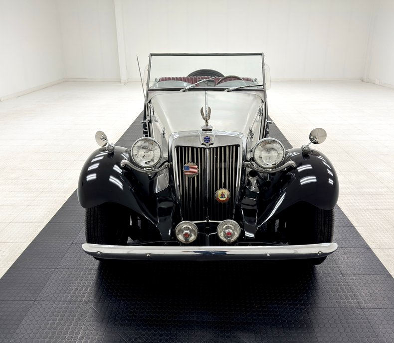 Mg-Td-1981-Gray-Oxblood-9