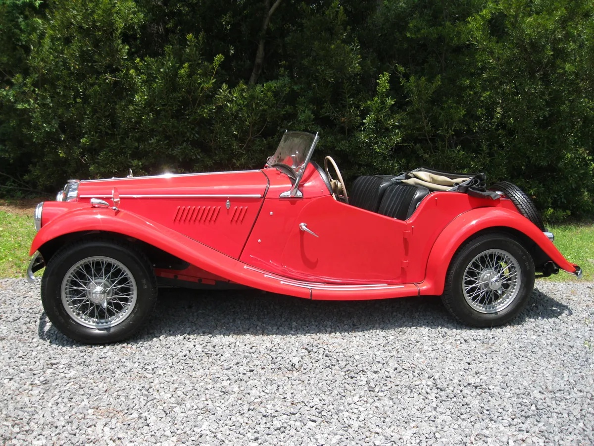 Mg-Tf-1954-Red-Black-10