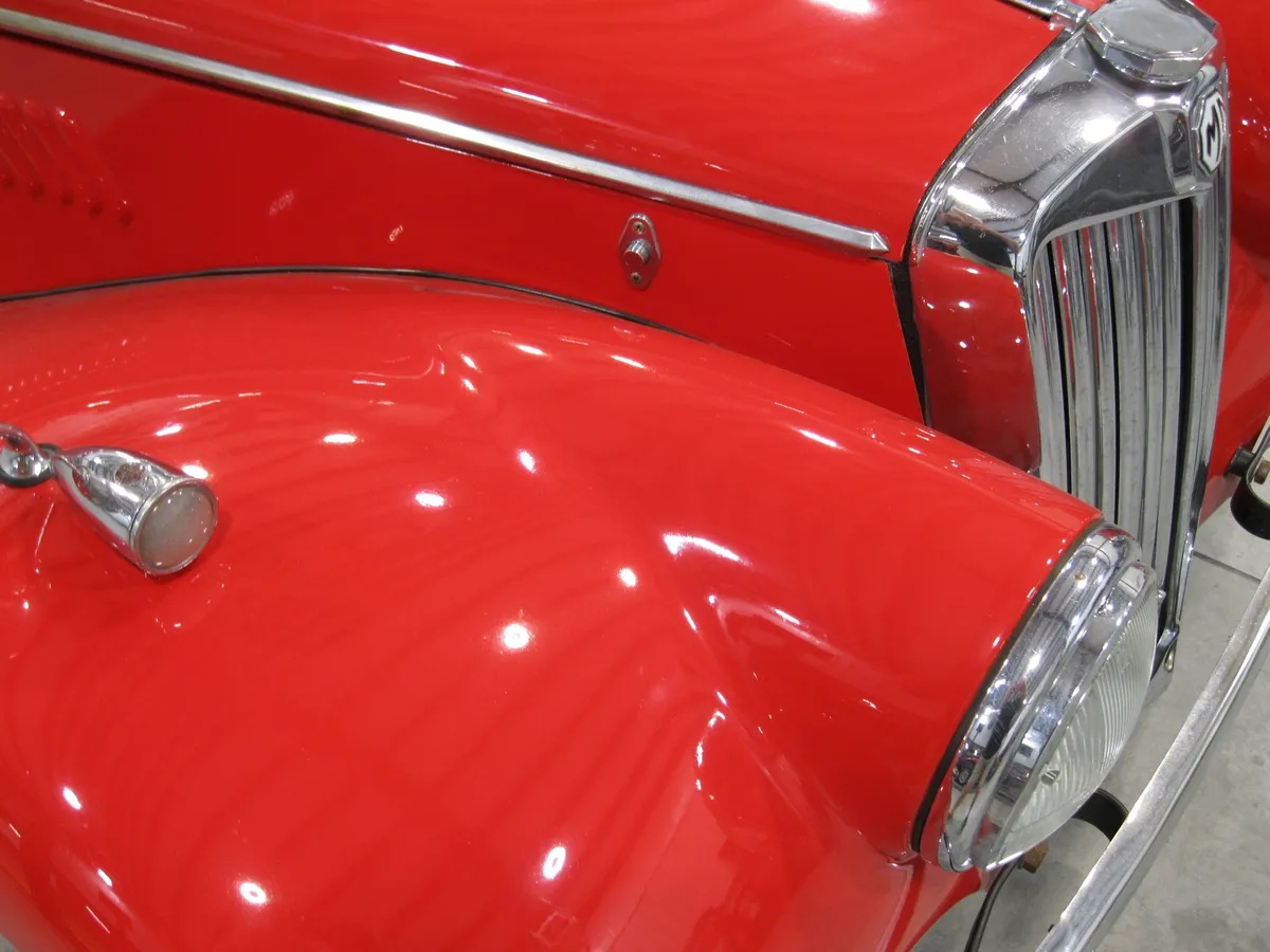 Mg-Tf-1954-Red-Black-18