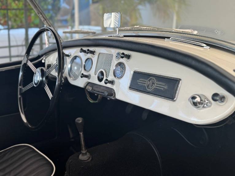 Mg-mga-1957-15