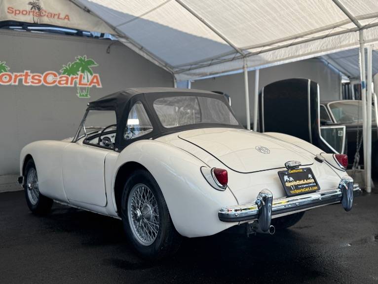 Mg-mga-1957-2