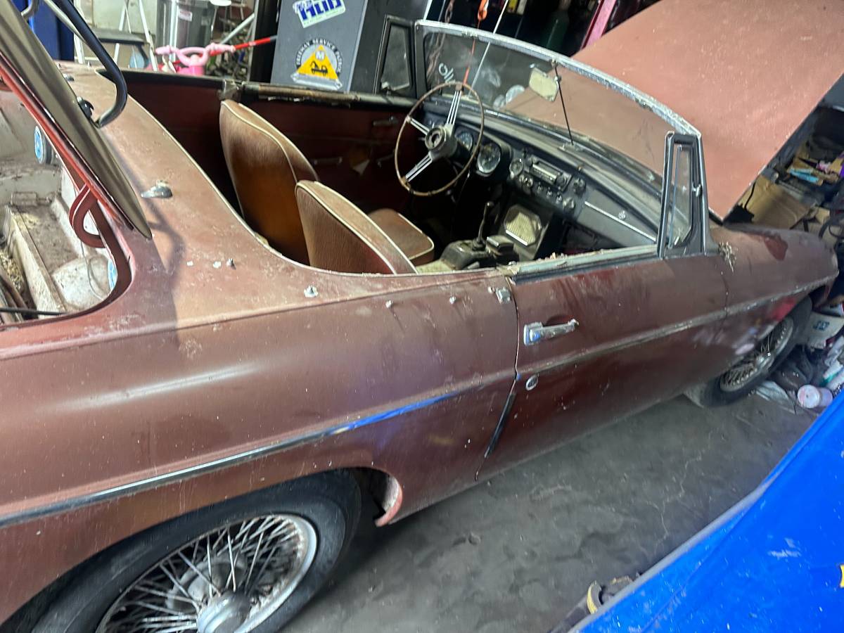 Mg-mgb-1964-brown-1