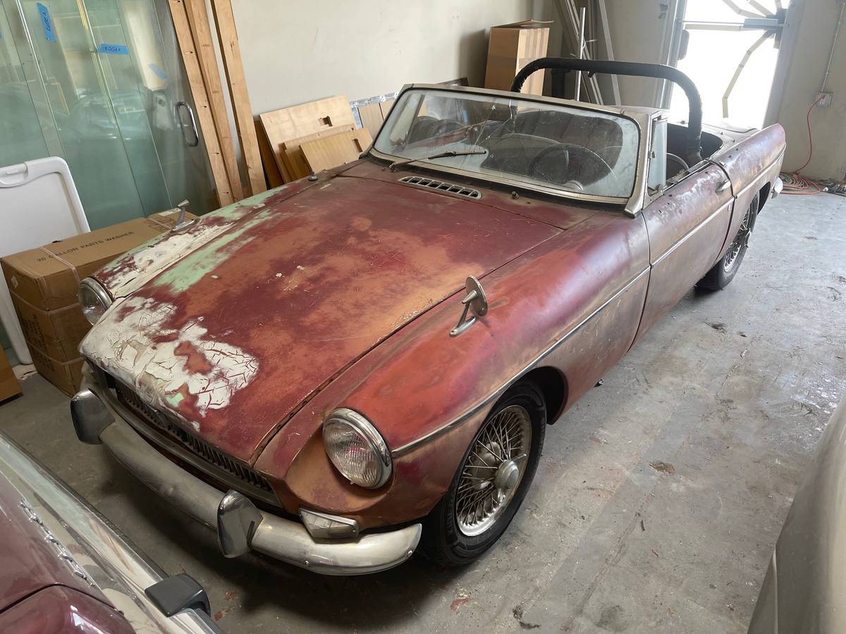 Mg-mgb-1965-red