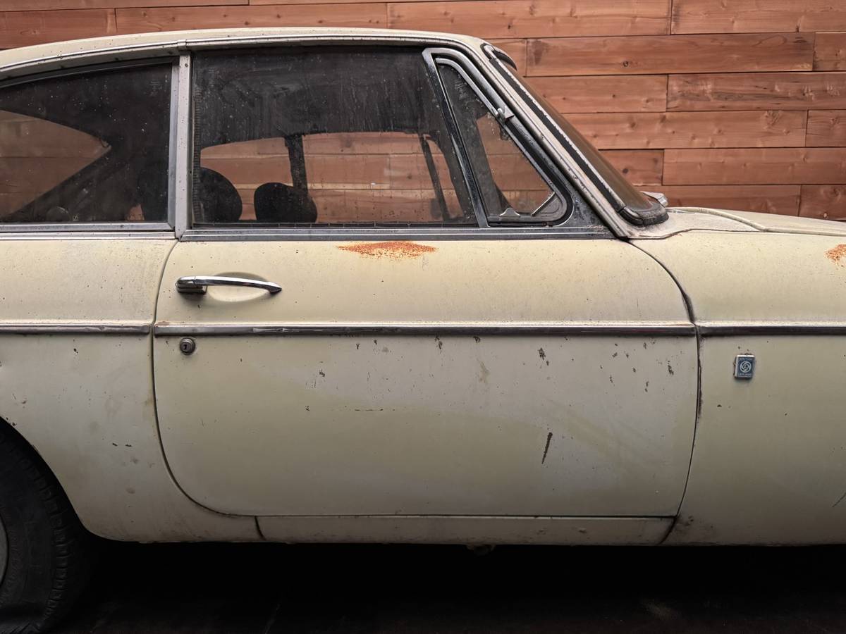 Mg-mgb-1970-11
