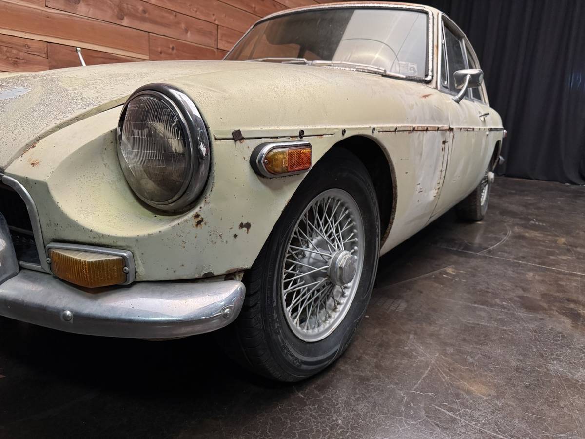 Mg-mgb-1970-12
