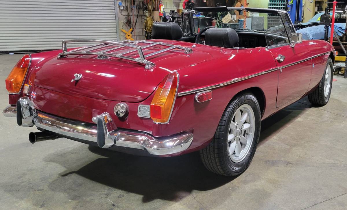 Mg-mgb-1974-red-1