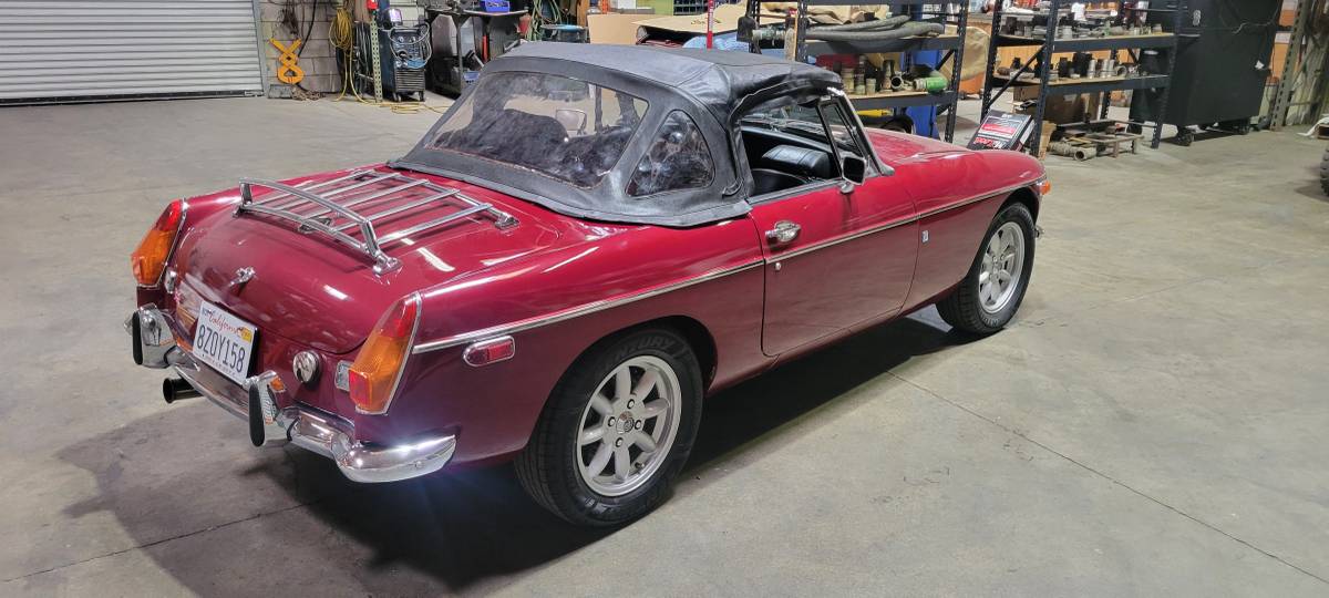 Mg-mgb-1974-red-10