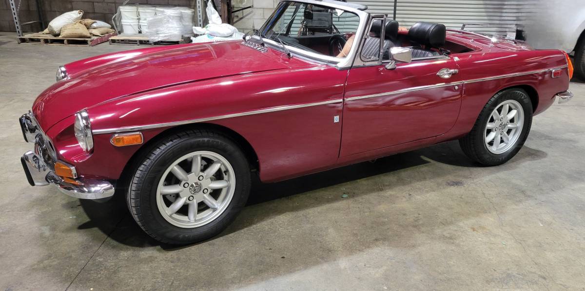 Mg-mgb-1974-red-12