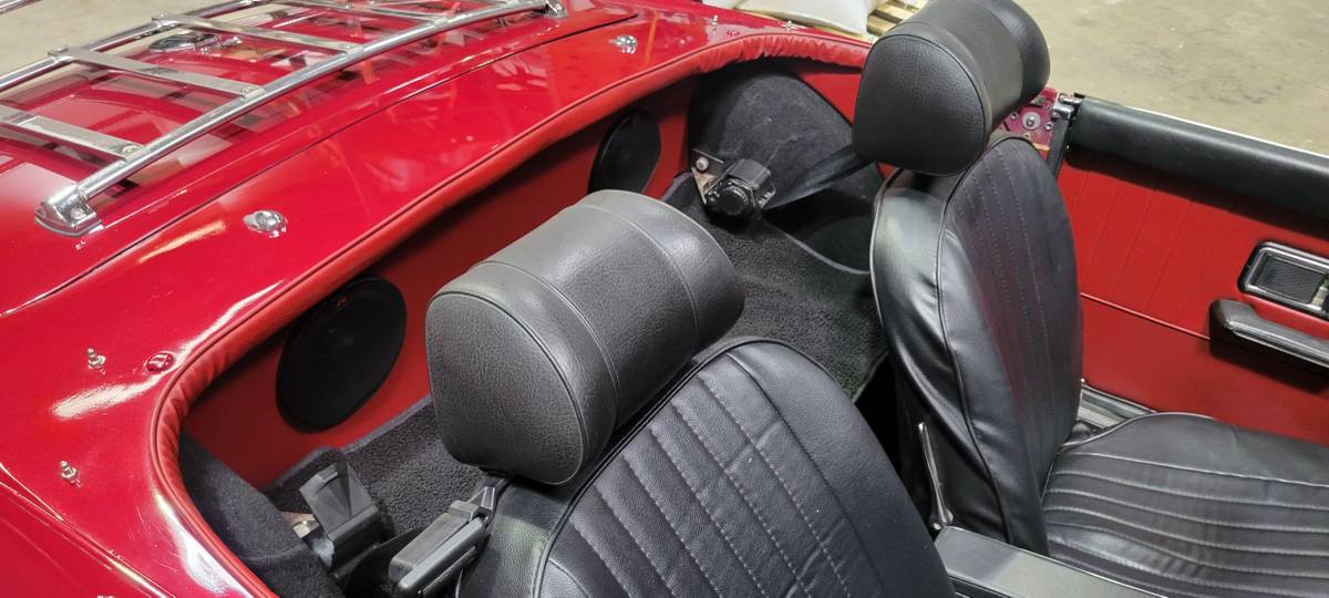 Mg-mgb-1974-red-15