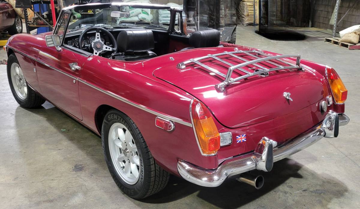 Mg-mgb-1974-red-3