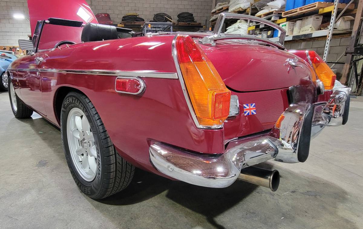 Mg-mgb-1974-red-4