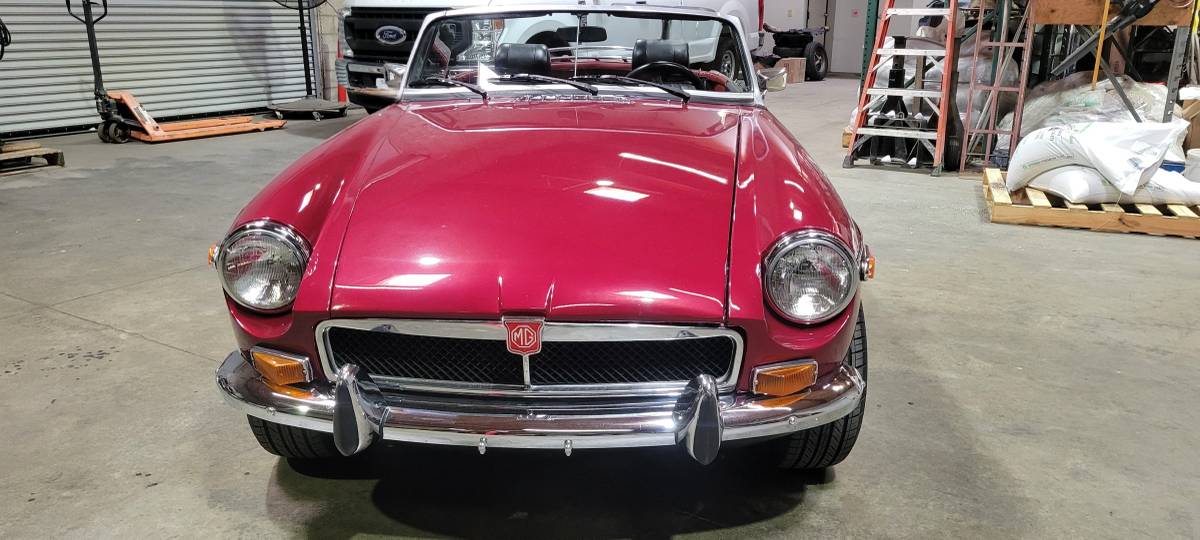 Mg-mgb-1974-red-7