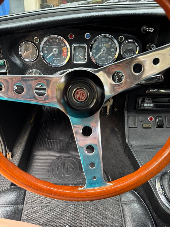 Mg-mgb-1975-5