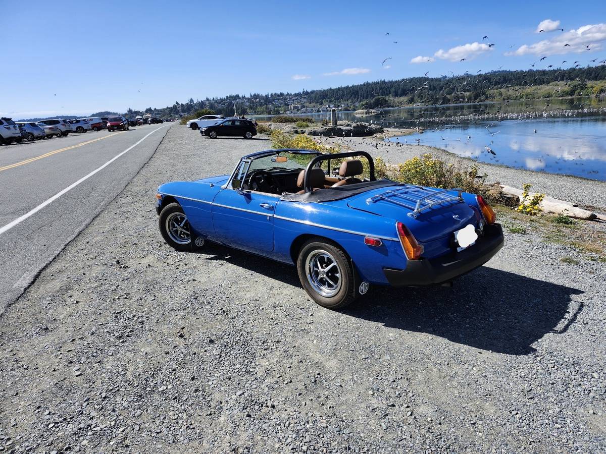 Mg-mgb-1977-blue-3