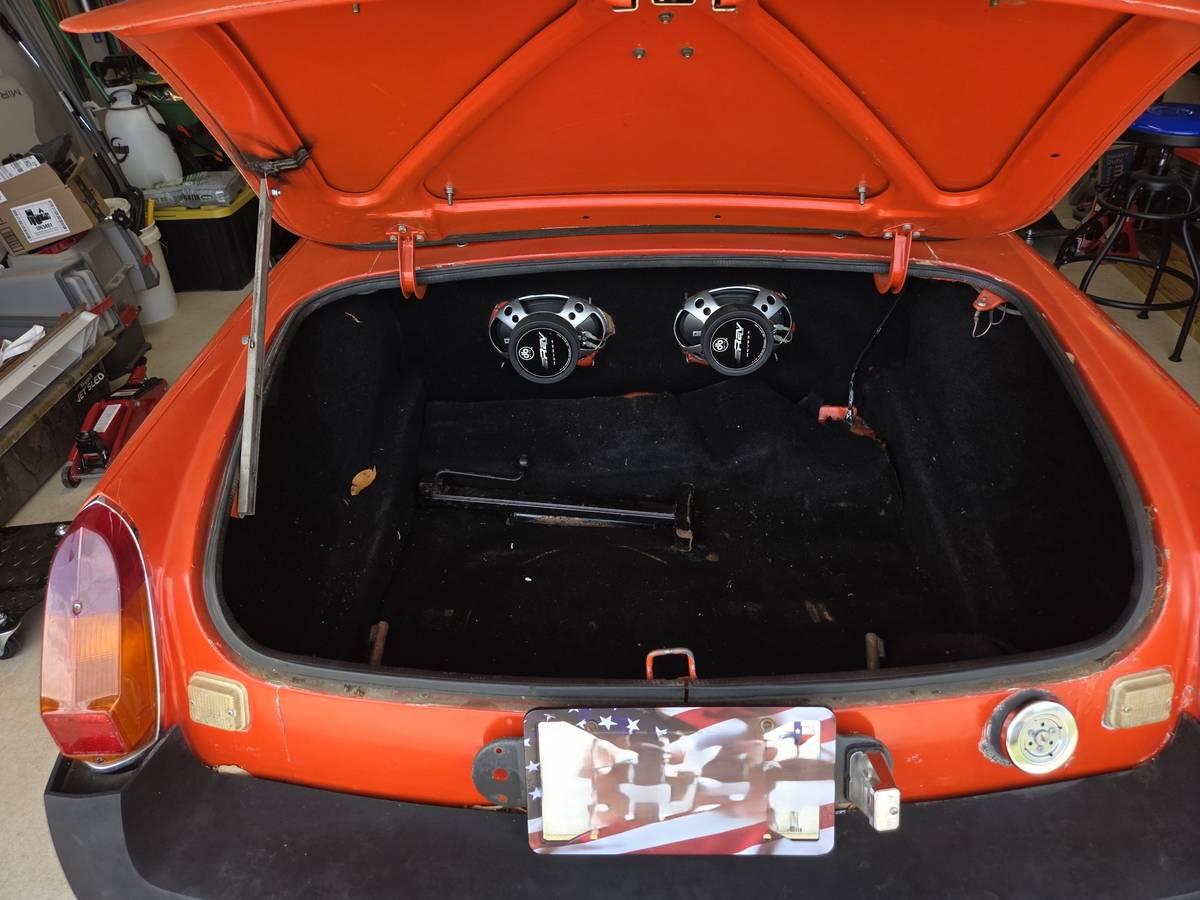 Mg-mgb-1978-orange-2