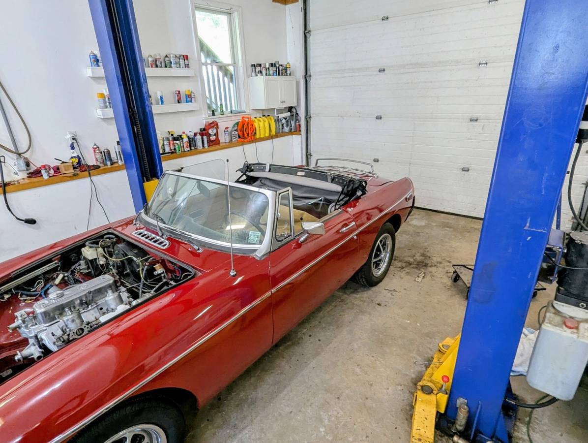 Mg-mgb-1980-red-3
