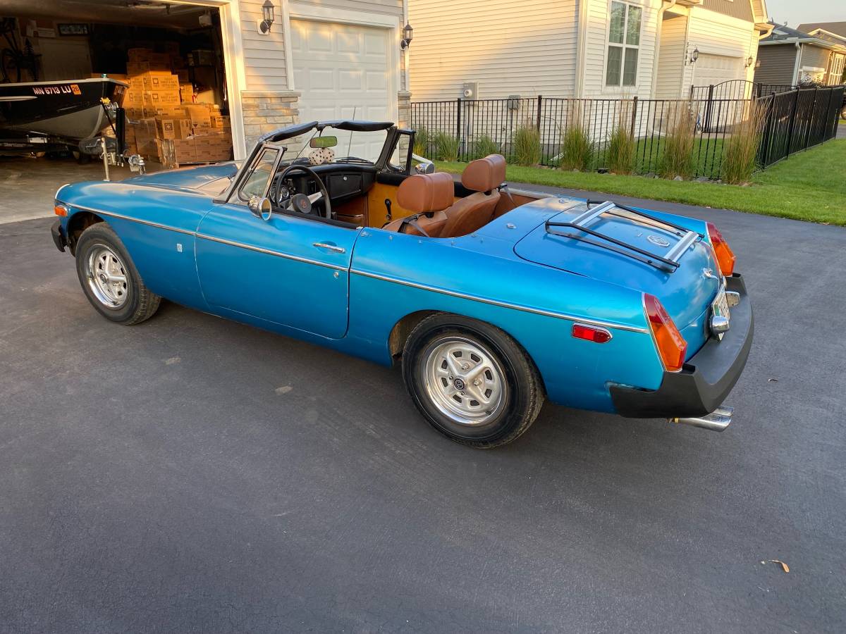 Mg-mgb-convertible-1974-blue-3