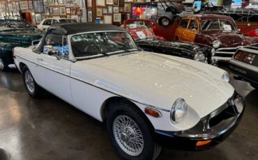 Mg-mgb-mk-iv-roadster-1979-white-41