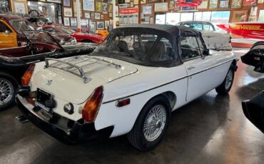 Mg-mgb-mk-iv-roadster-1979-white-45