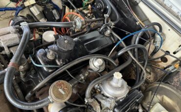 Mg-mgb-mk-iv-roadster-1979-white-67
