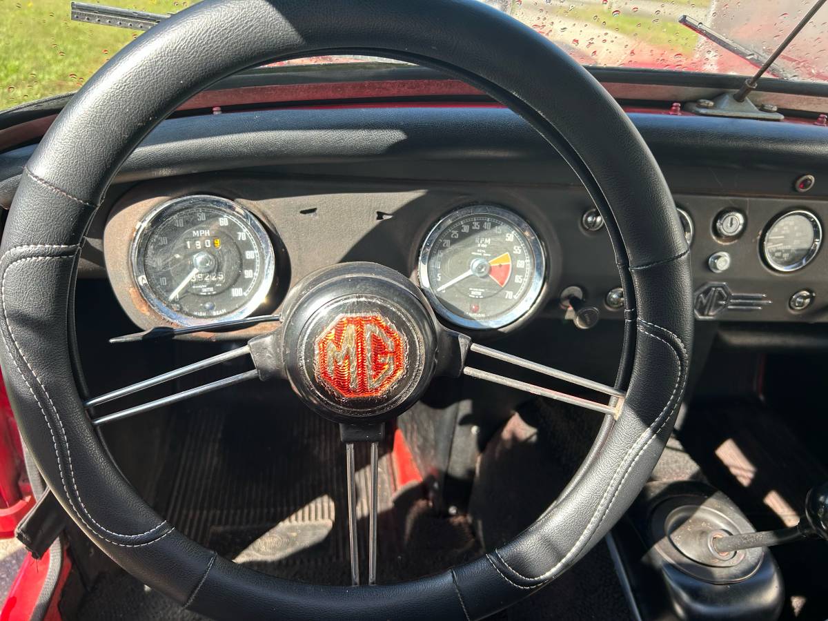 Mg-midget-1964-red-14