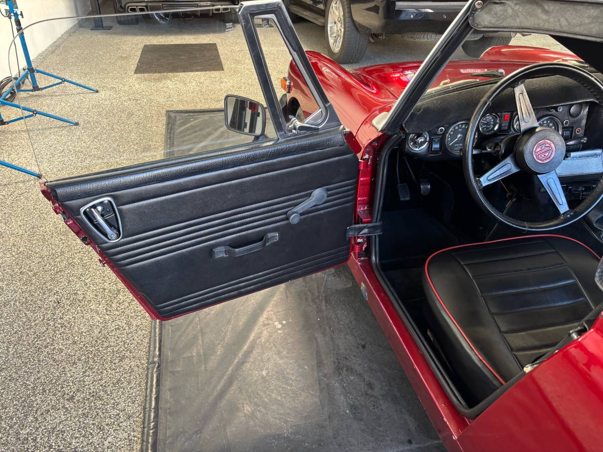 Mg-midget-1975-red-41