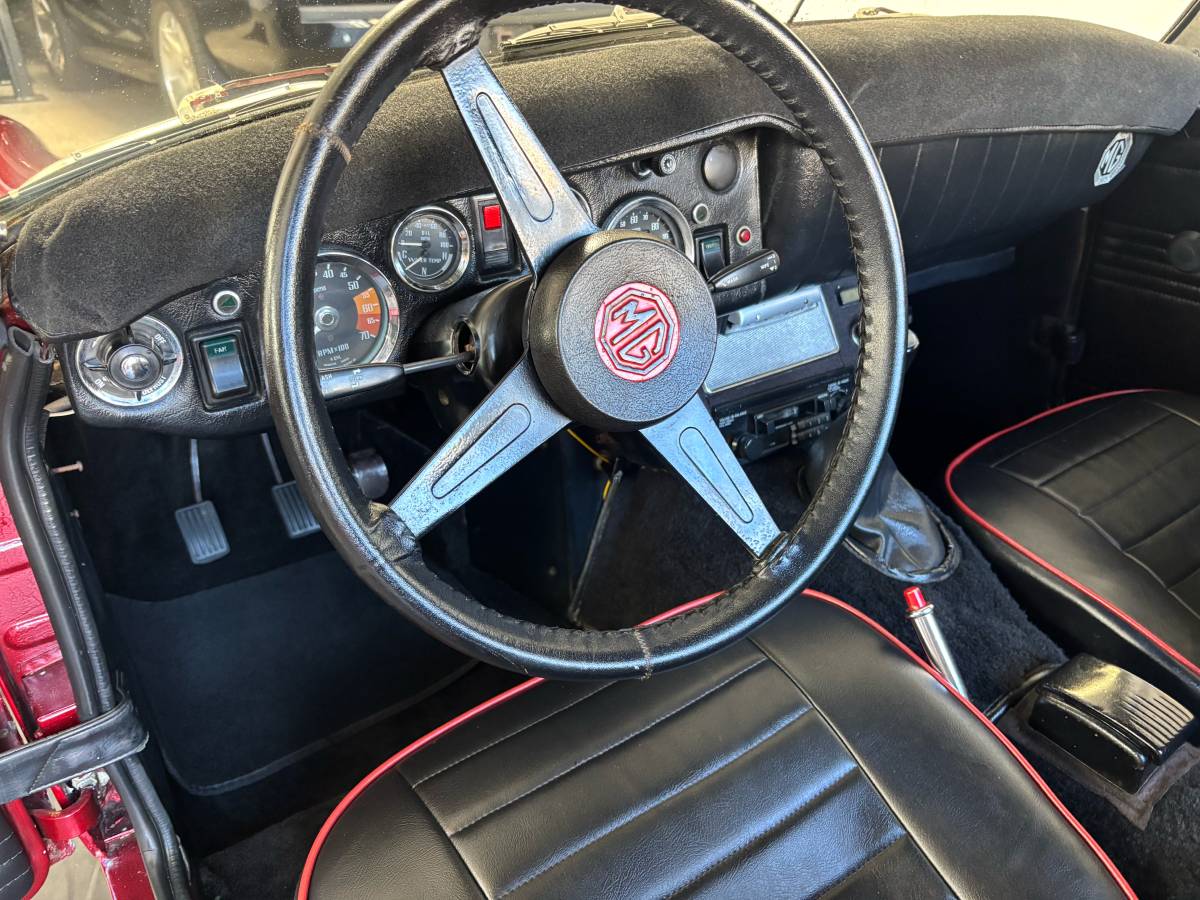 Mg-midget-1975-red-67