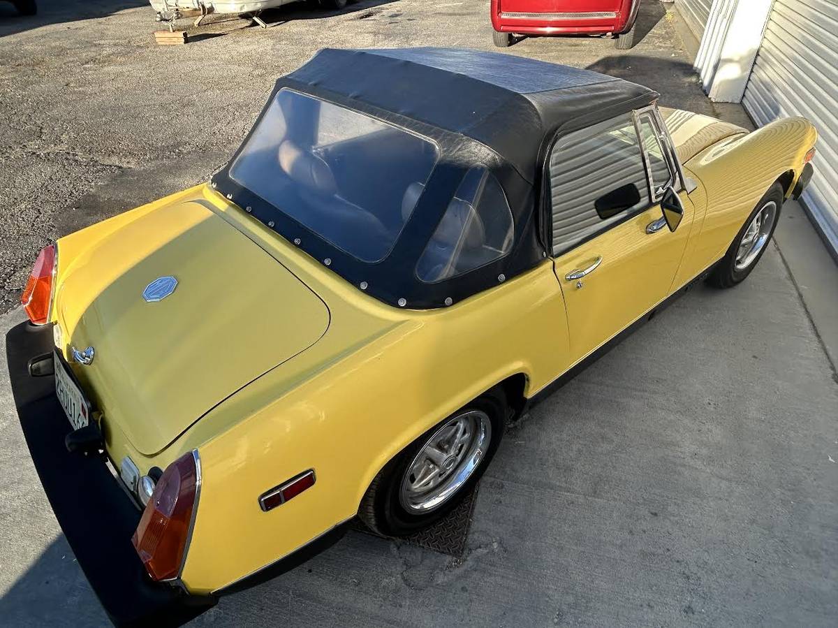 Mg-midget-1979-yellow-16