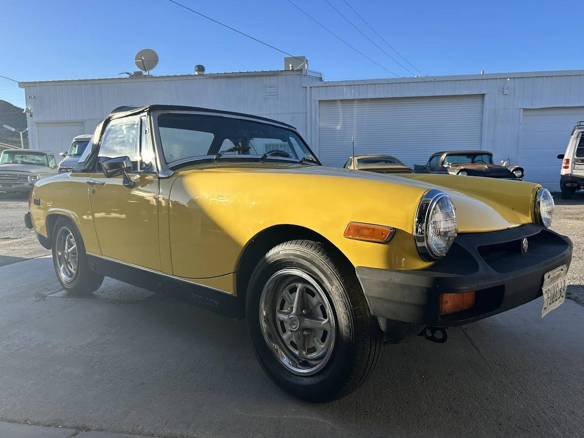 Mg-midget-1979-yellow-19