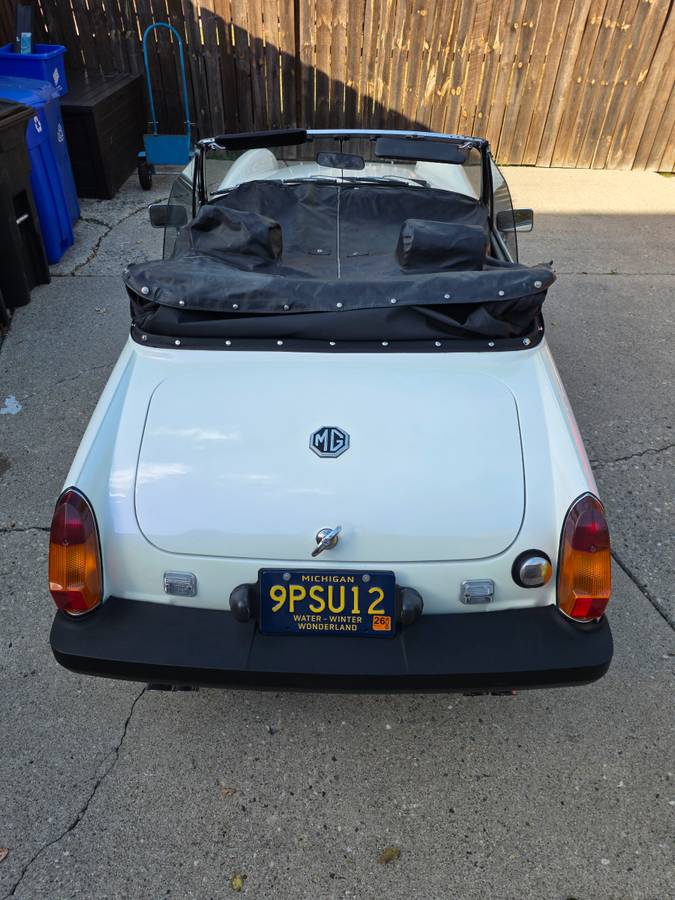 Mg-midget-convertable-1976-white-15