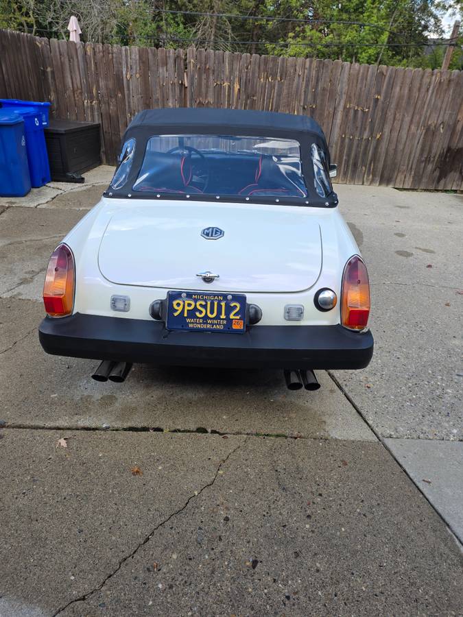 Mg-midget-convertable-1976-white-3