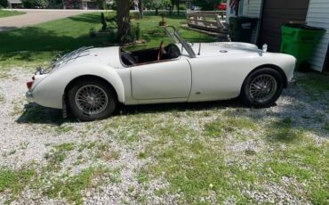 Mga-1960-white-4