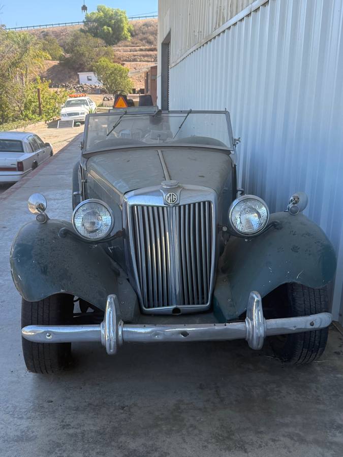 Mgb-convertible-1952-2