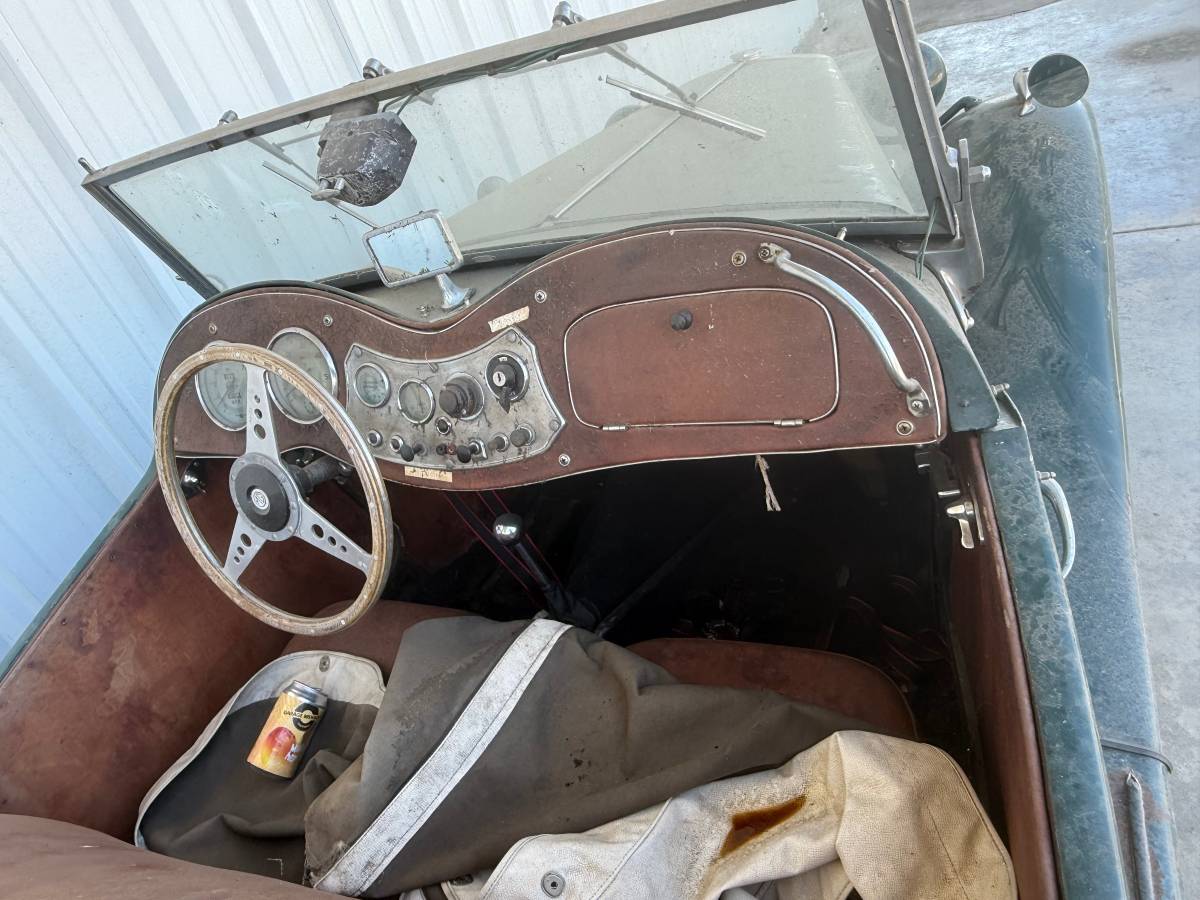 Mgb-convertible-1952-5