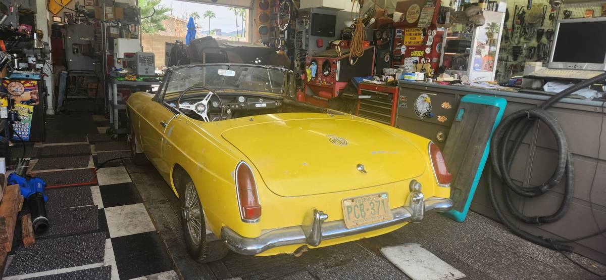 Mgb-convertible-1965-1