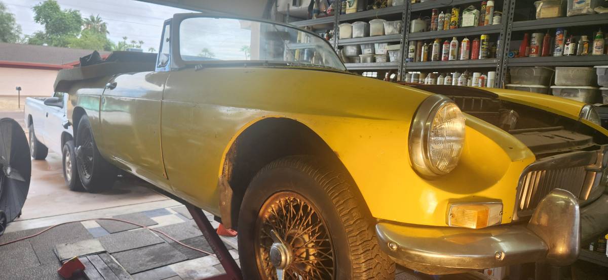 Mgb-convertible-1965-2