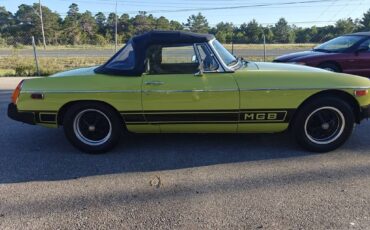 Mgb-convertible-1975-yellow-2