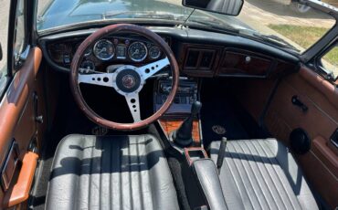 Mgb-convertible-1976-green