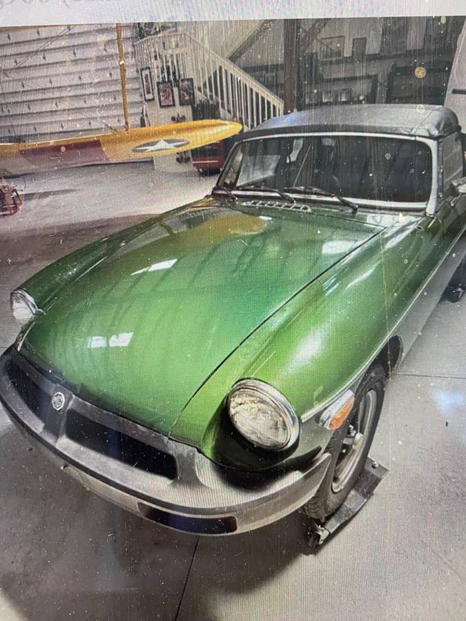 Mgb-convertible-1977-green