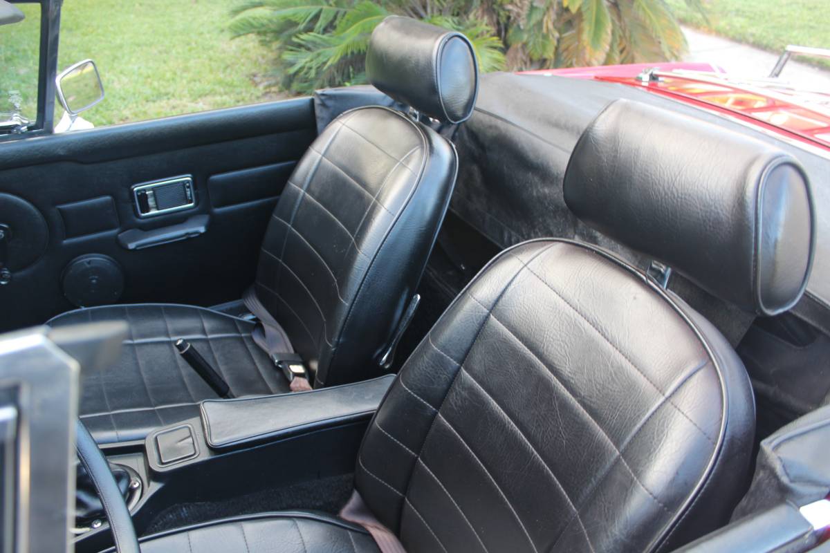 Mgb-convertible-1980-red-12