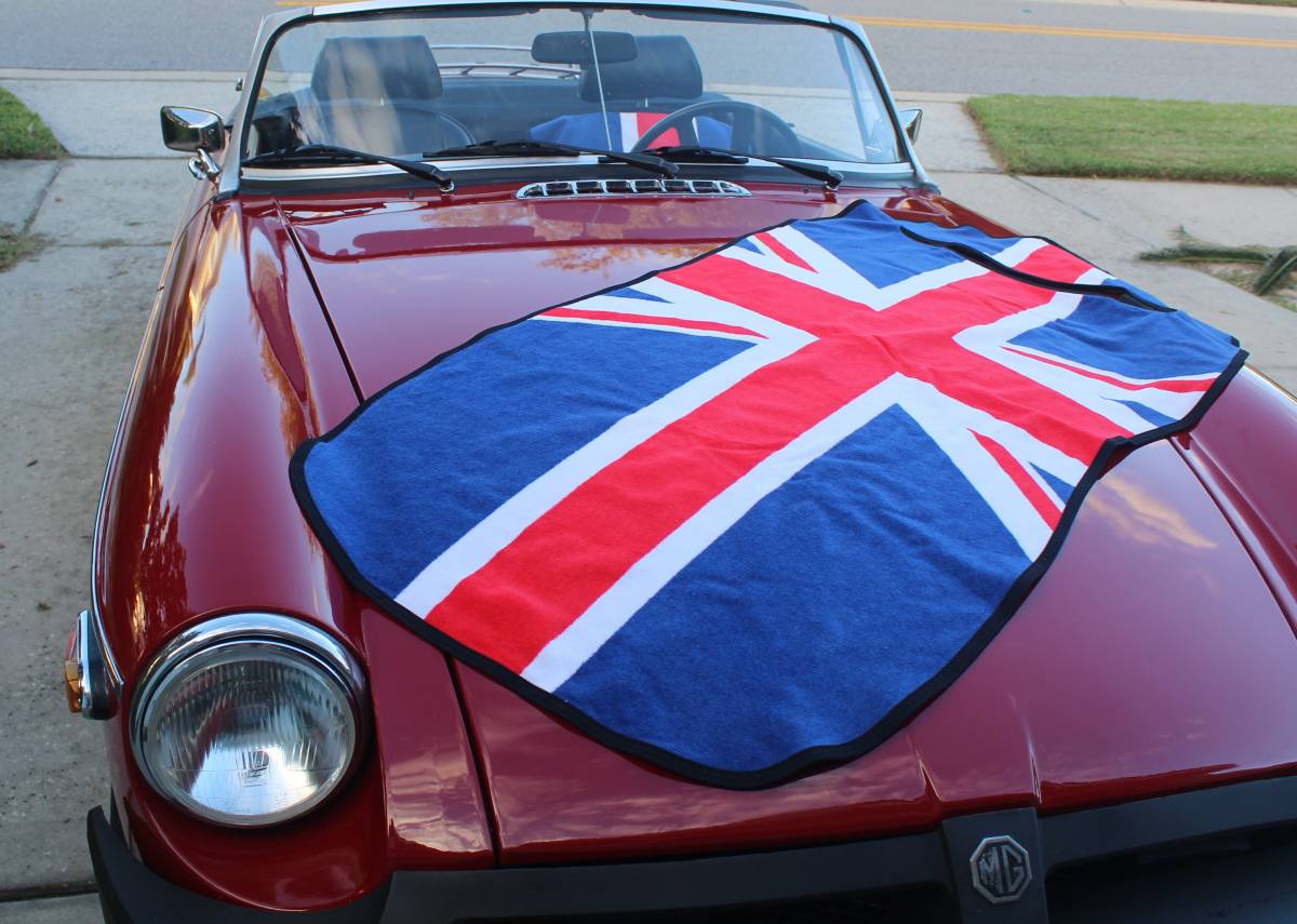 Mgb-convertible-1980-red-18